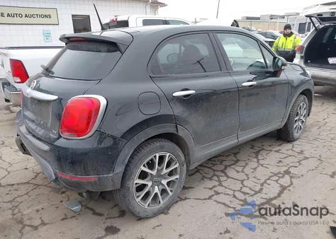 2017 Fiat 500X Trekking Awd из США, поврежденный, VIN ZFBCFYCB5HP543227